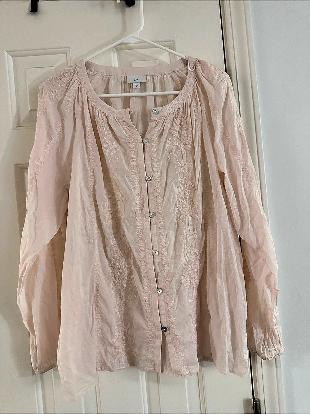 J. Jill Embroidered Blouse in Pink Size Medium Like New